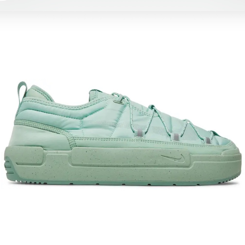 Nike Offline Pack Enamel Green.